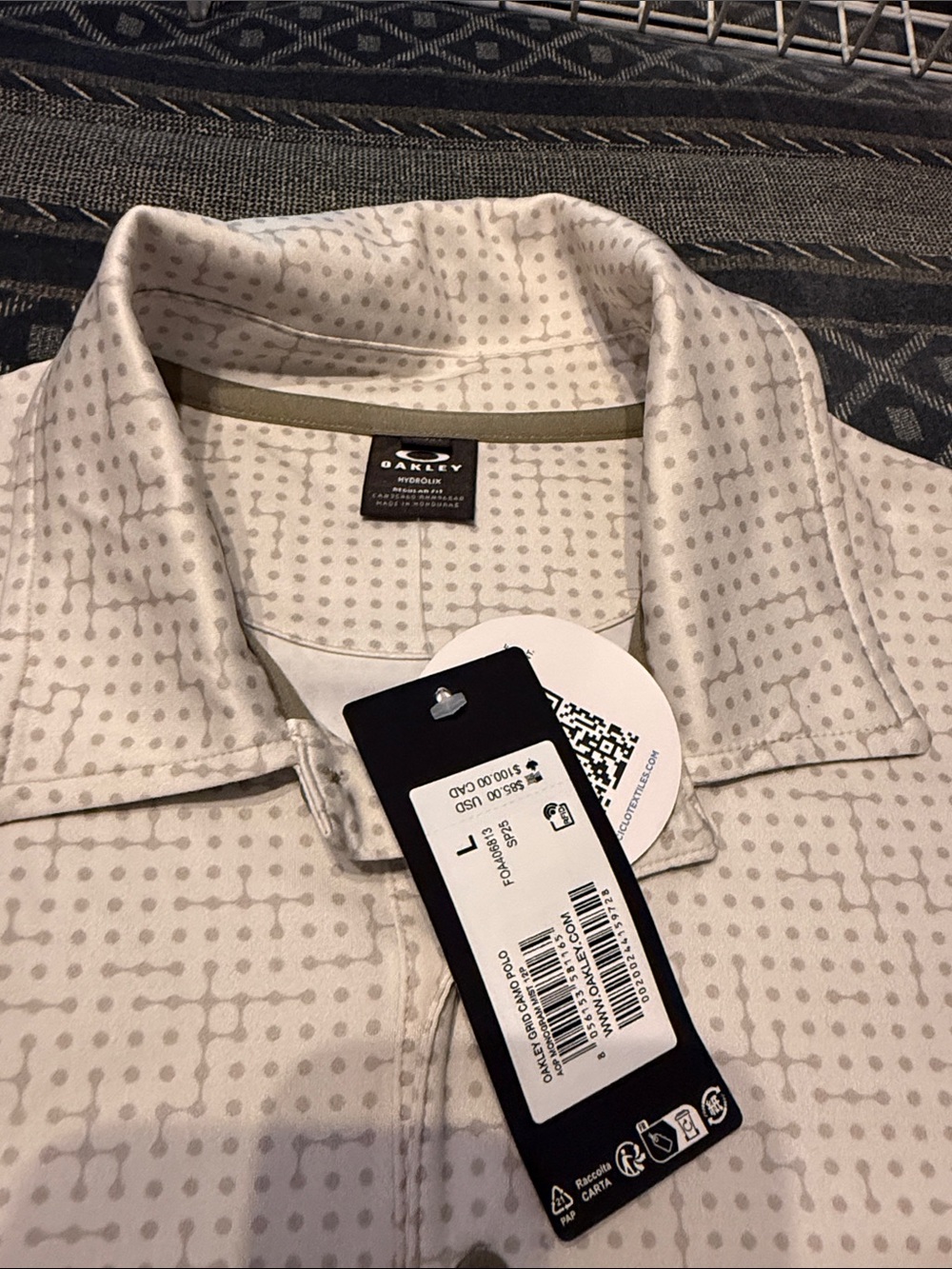 Oakley Light Gray Dot-Pattern Golf Polo